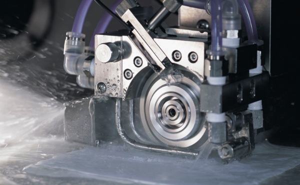 Dicing Thin Wafers